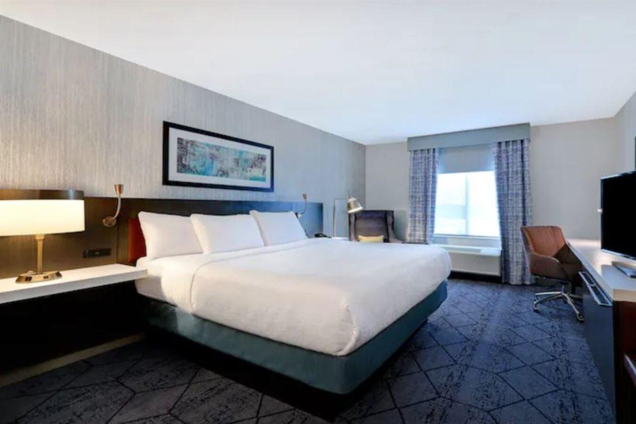 Hilton Garden Inn Cedar Rapids Εξωτερικό φωτογραφία