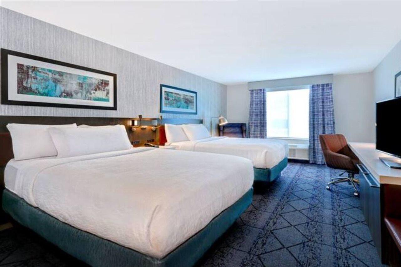 Hilton Garden Inn Cedar Rapids Εξωτερικό φωτογραφία