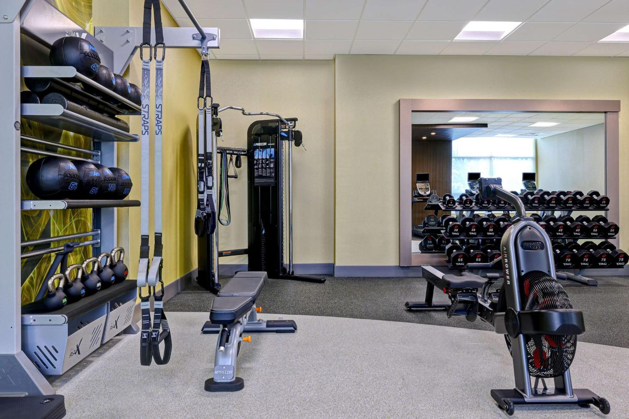 Hilton Garden Inn Cedar Rapids Εξωτερικό φωτογραφία