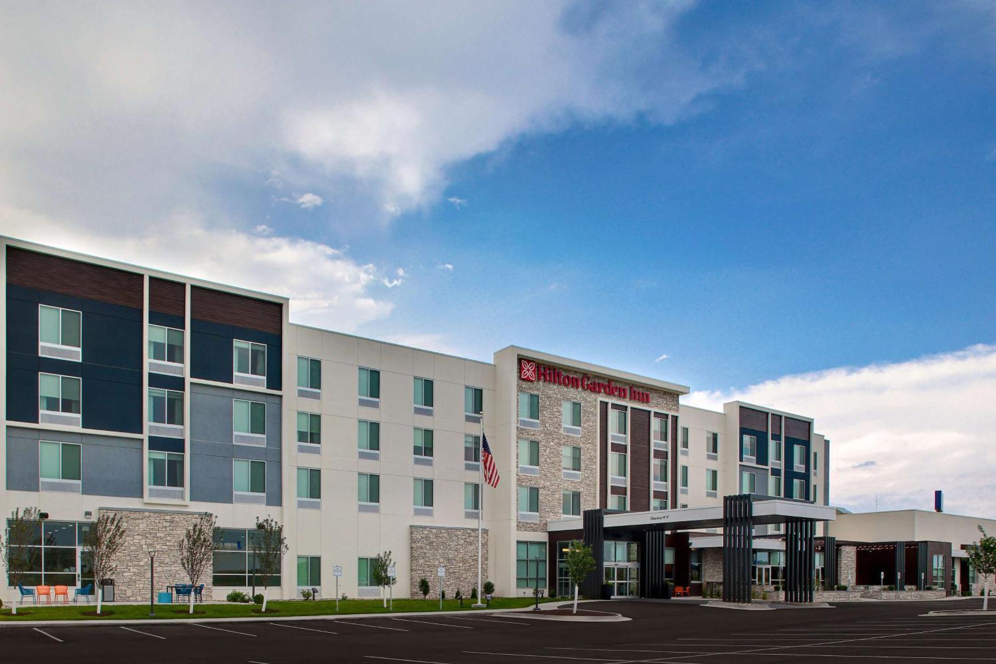 Hilton Garden Inn Cedar Rapids Εξωτερικό φωτογραφία