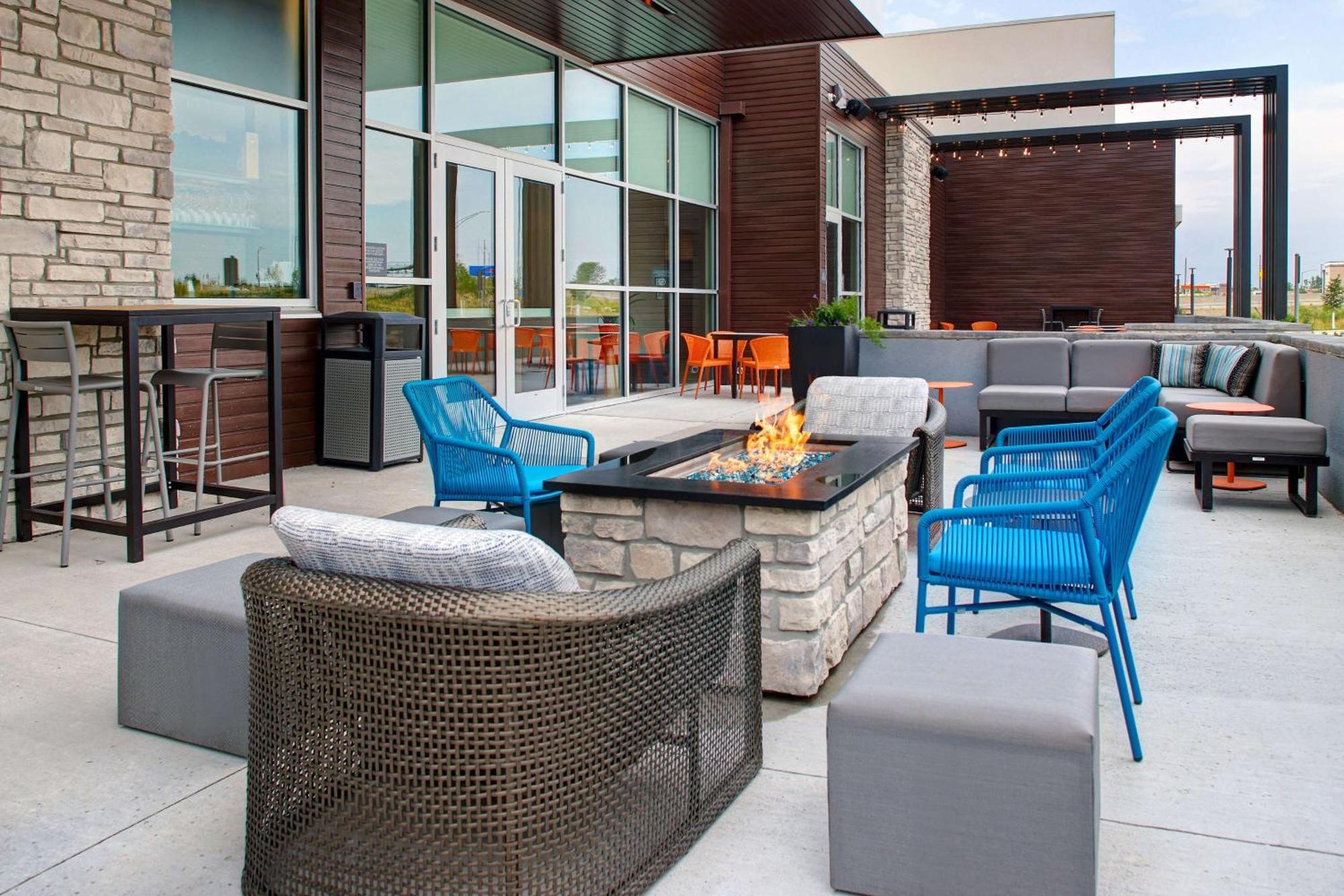 Hilton Garden Inn Cedar Rapids Εξωτερικό φωτογραφία