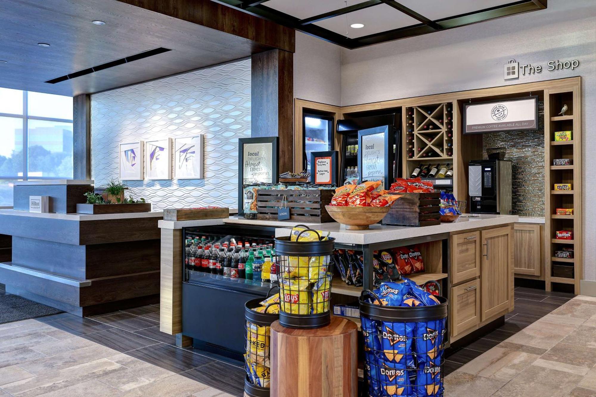 Hilton Garden Inn Cedar Rapids Εξωτερικό φωτογραφία